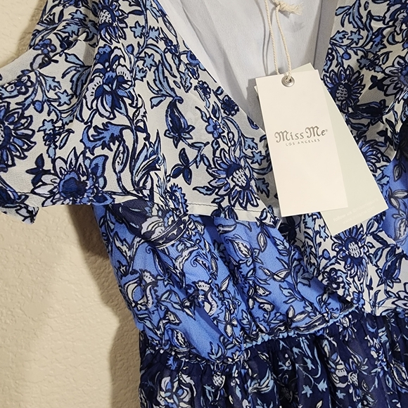 NWT Miss Me Ruffle Print Maxi Dress - Picture 15 of 15